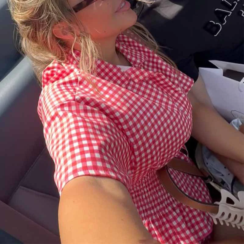 Damen Zweiteiliges Karomuster-Set mit taillierter Bluse und sportlichen Shorts R&B - Image 3