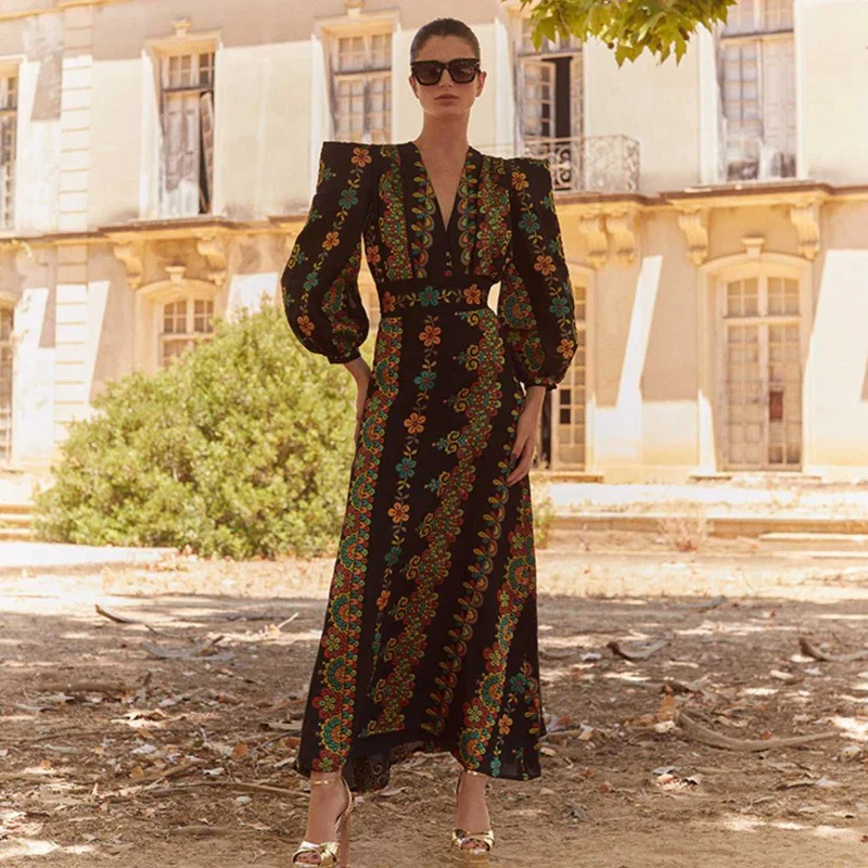 Damen Zweiteiliges Outfit mit kurzem Oberteil und floralem Maxirock R&B