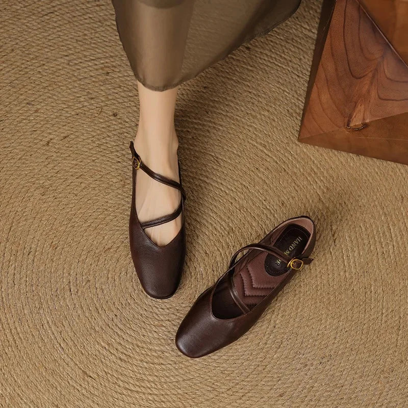 Klassische Damenschuhe aus Leder R&B R&B - Image 9